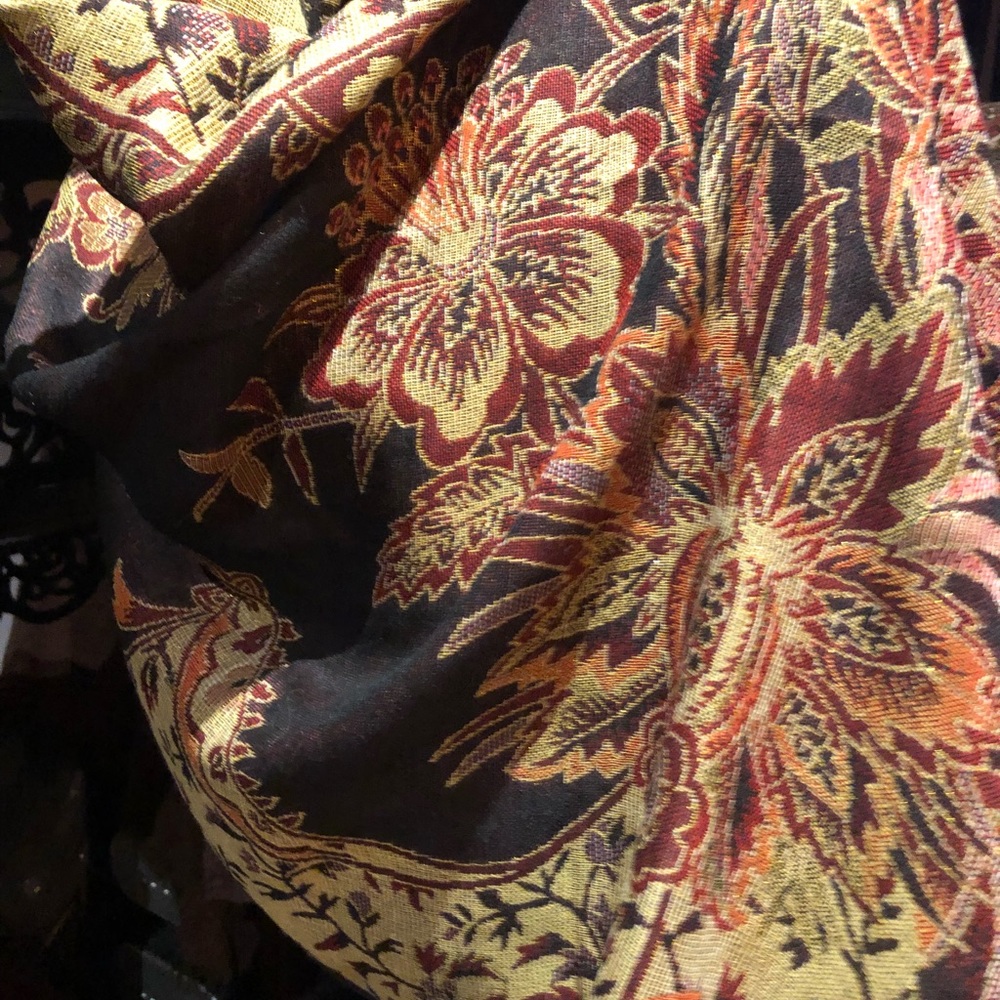 Vintage style paisley pashmina Shawl